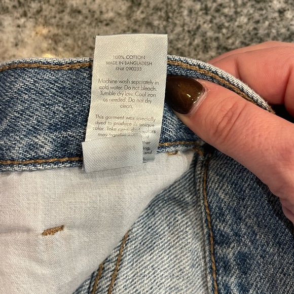 PacSun Light Blue Vintage high rise Frayed Jean Shorts - Picture 6 of 6